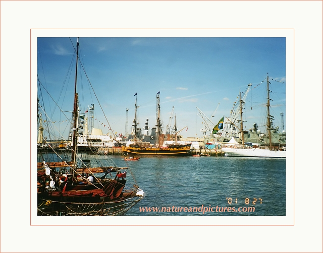 fosweb-30.jpg - INTERNATIONAL FESTIVALS OF THE SEA - 1998 & 2001