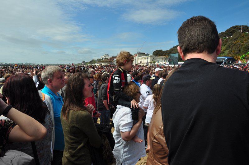 s-034.JPG - 58,000 WELCOME TO THE CHAMPIONS - BOURNEMOUTH BEACH - 4.5.15