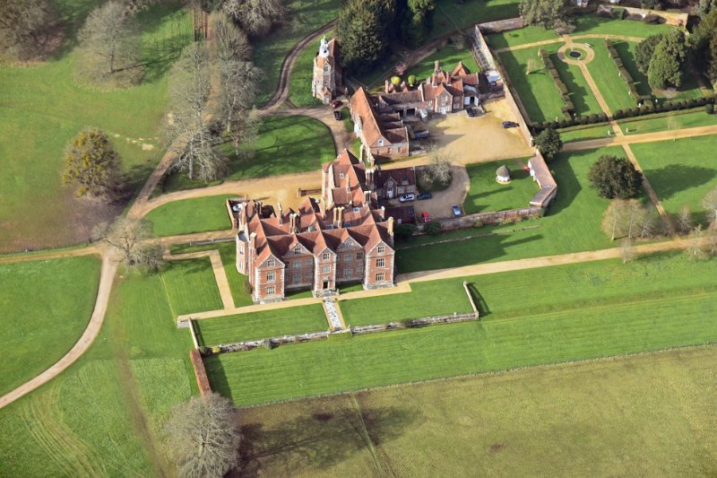 s-387.JPG - BRAEMORE HOUSE - TRIP TO THE NEW FOREST. THEN THE ISLE OF WIGHT - 2016