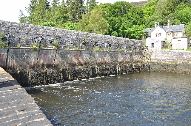 views-070.JPG - SLUICE GATES - LOCH FLEET - NORTHERN SCTOTLAND - 14.6.12 & ANOTHER THOMAS TELFORD BRIDGE